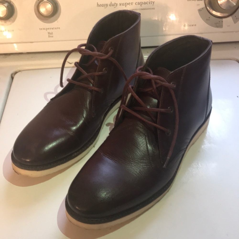 Size 11 Men’s CRĒVO Boot